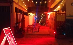 Hostal Ledeztrus